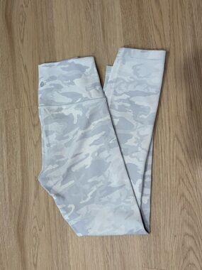Lululemon Wunder Under High-Rise Ribbed Leggings in Incognito Camo